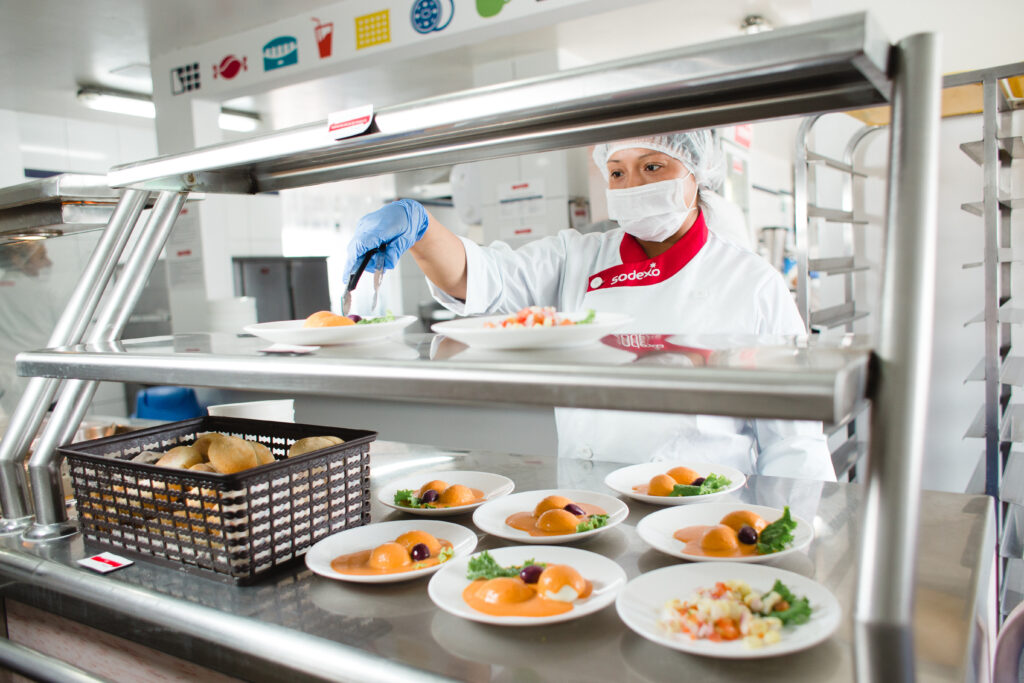 Colaborador en Servicios Alimenticios